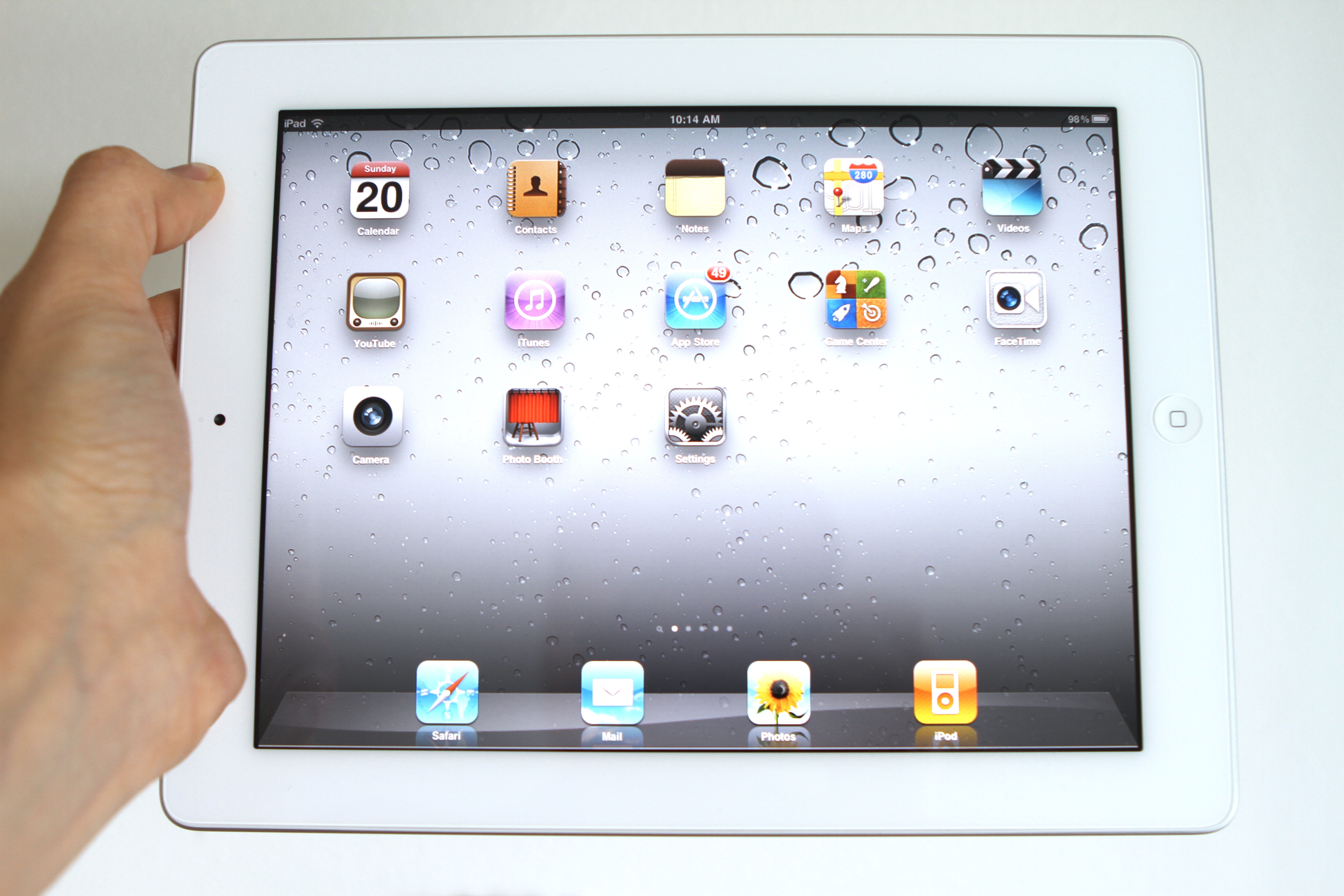 APPLE IPAD 12 POLLICI IN ARRIVO PER BUSINESS